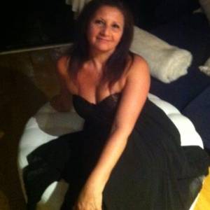 Lovinglady - Runcorn Singles. Free online dating in Runcorn, Queensland.